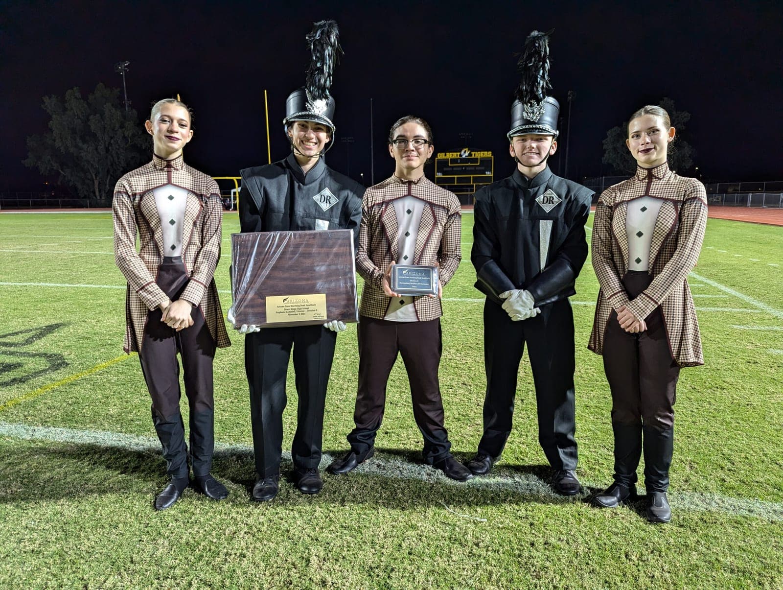 Desert Ridge band students with their 2024 season awards